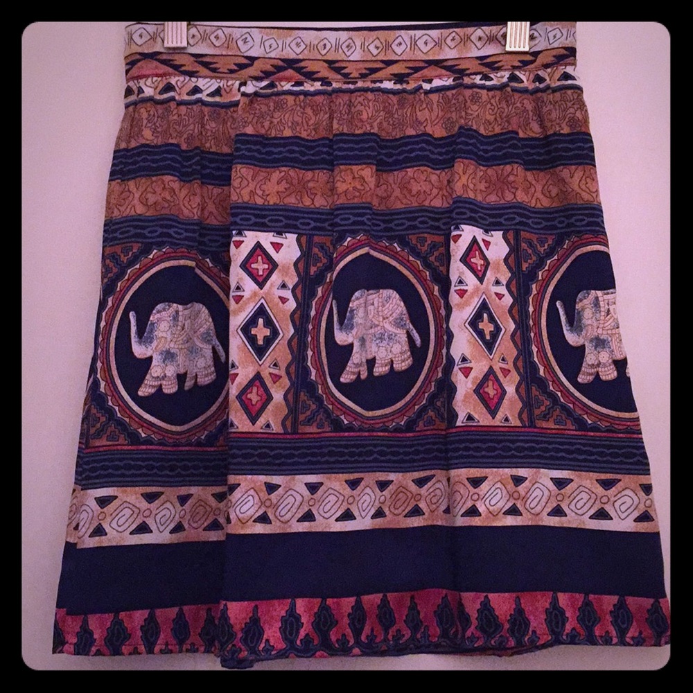 100% silk VOOM by Joy Han Tribal skirt xsmall